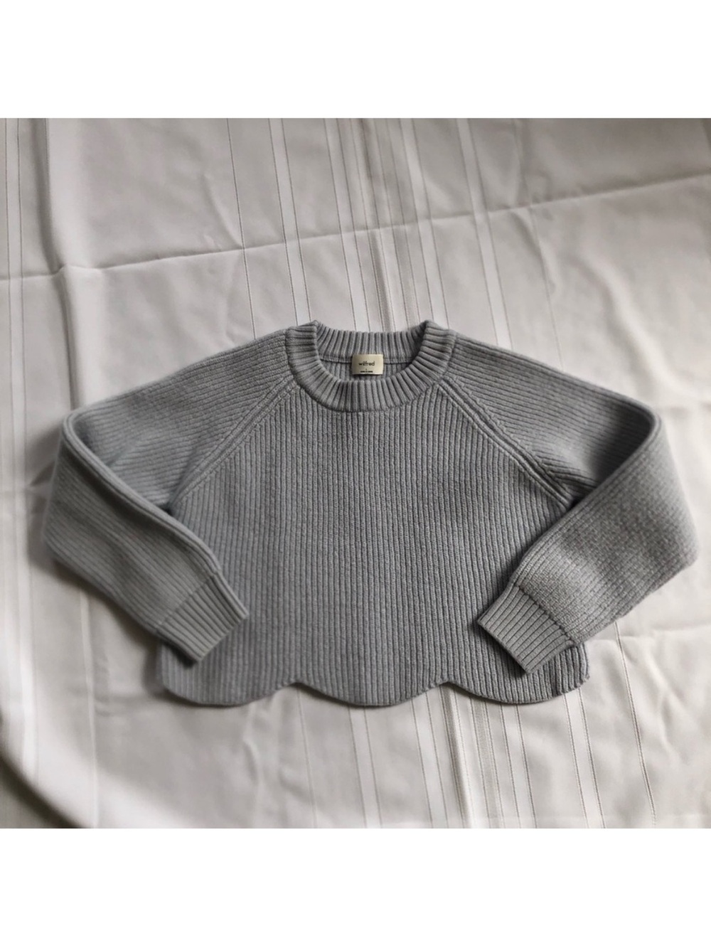 WILFRED Cropped Scalloped Sweater - Picture 3 of 5